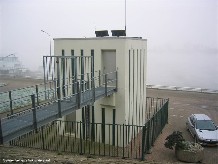 Peilmeetstation Lobith (hier wordt de waterstand gemeten)