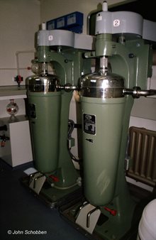 Centrifuge aan boord om zwevend stof te verzamelen uit het water